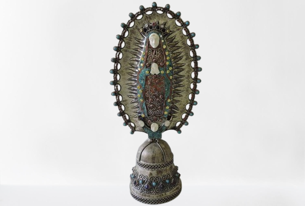 Virgen de Guadalupe con Pedrería en Plata
