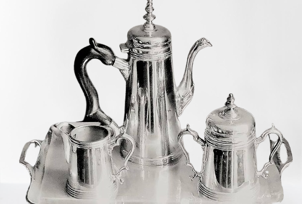 Juego de Café Clásico de Plata.